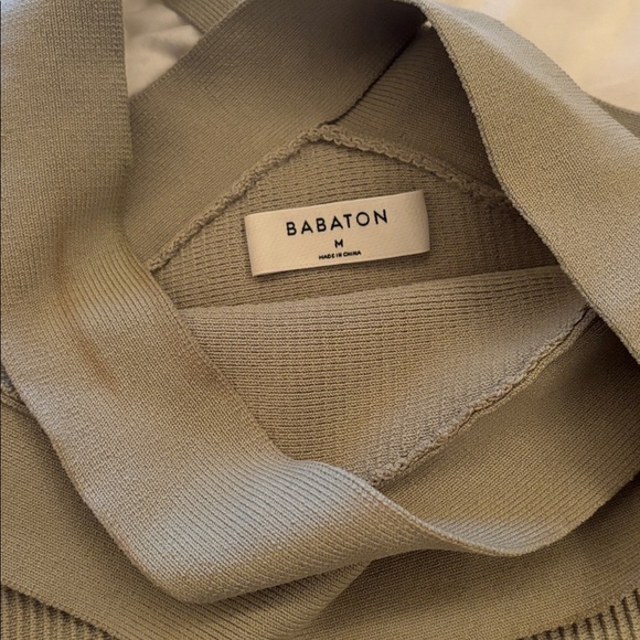 Green Ribbed Cross-Back Top - Picture 2 of 2